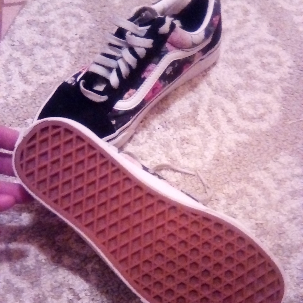Women's vans size 7.5